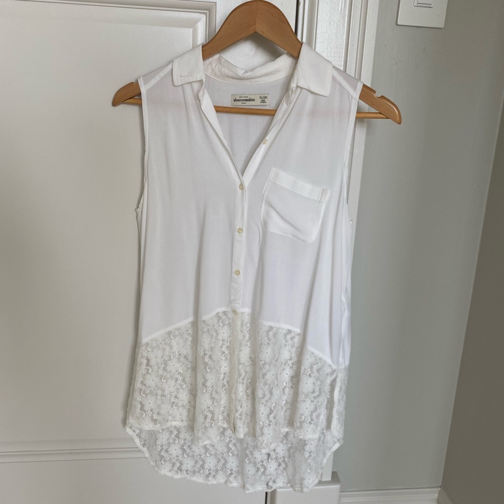 Abercrombie & Fitch white sleeveless blouse